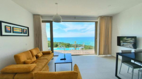 PRIVÉ Seaview Apartment